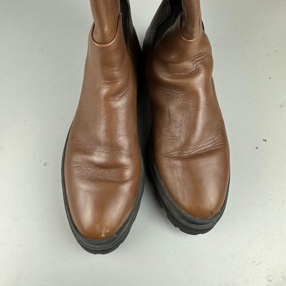 Madewell The Poppy Tall Lugsole Boot in Brown - Picture 2 of 7